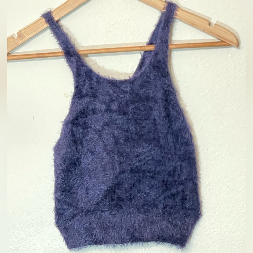 Aerie blue fuzzy cropped tank top